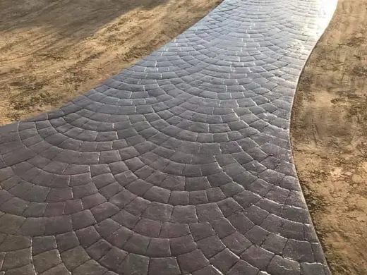 Stamped concrete in a fan cobblestone pattern, photo 2