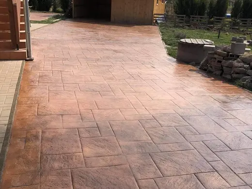 Stamped concrete in a stone slab pattern with slate texture, photo 12