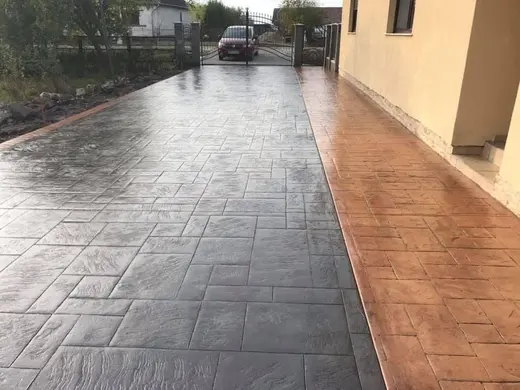 Stamped concrete in a stone slab pattern with slate texture, photo 22