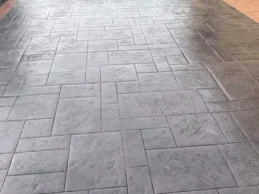 Stamped concrete in a stone slab pattern with slate texture, photo 24
